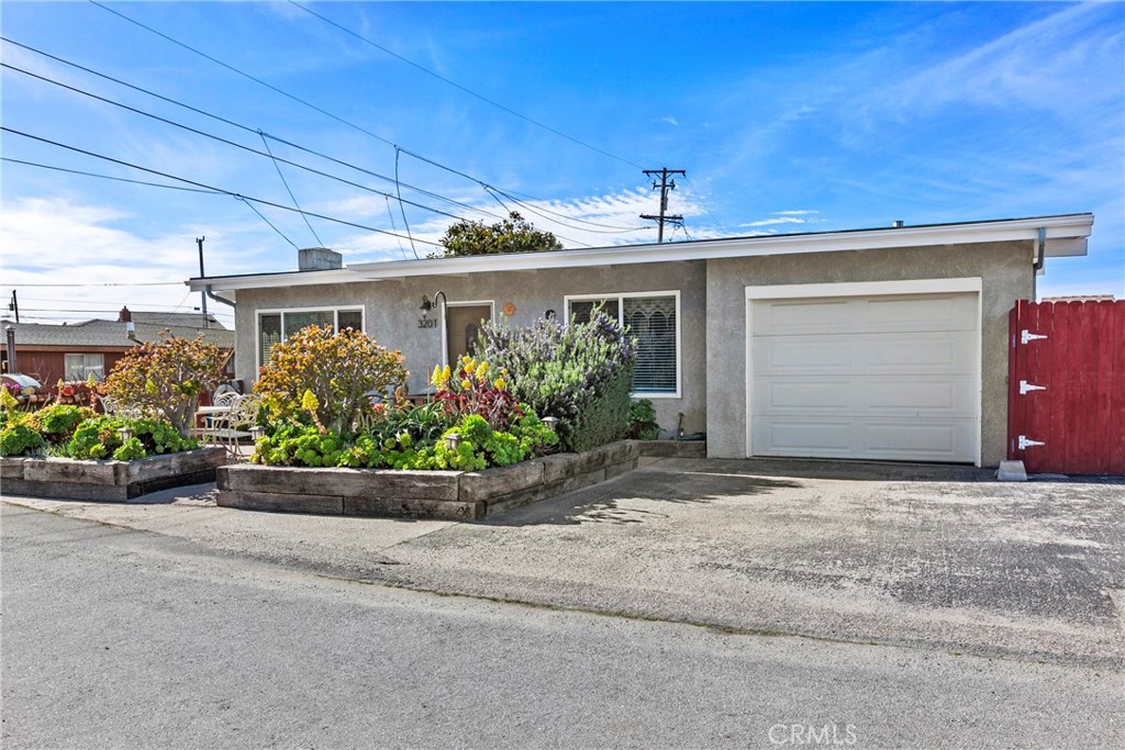 3201 Tide Avenue Morro Bay, CA 93442 - Photo 2 of 30 front view of a house