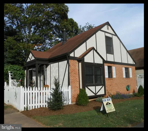 $2,600 | 9817 Pebble Weigh Court, Burke, VA 22015