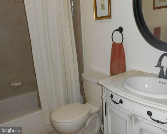 $2,600 | 9817 Pebble Weigh Court, Burke, VA 22015