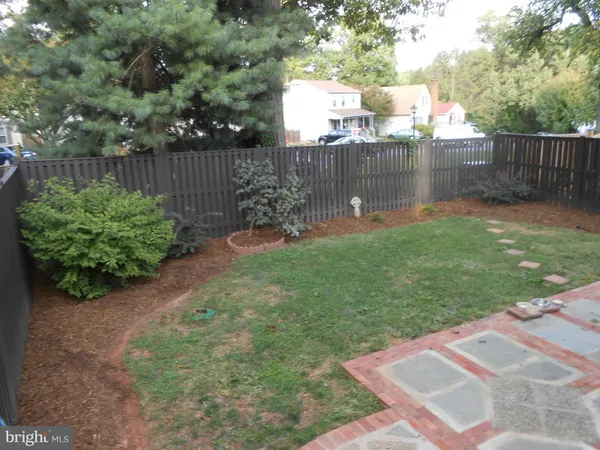 $2,600 | 9817 Pebble Weigh Court, Burke, VA 22015