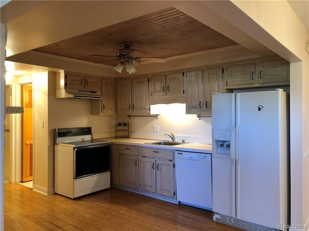 8760 Common Road, Unit 4 Warren, MI 48093 - Photo 7 of 25