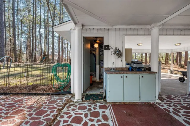 $324,900 | 447 Burrow Lane, Cotton Valley, LA 71018