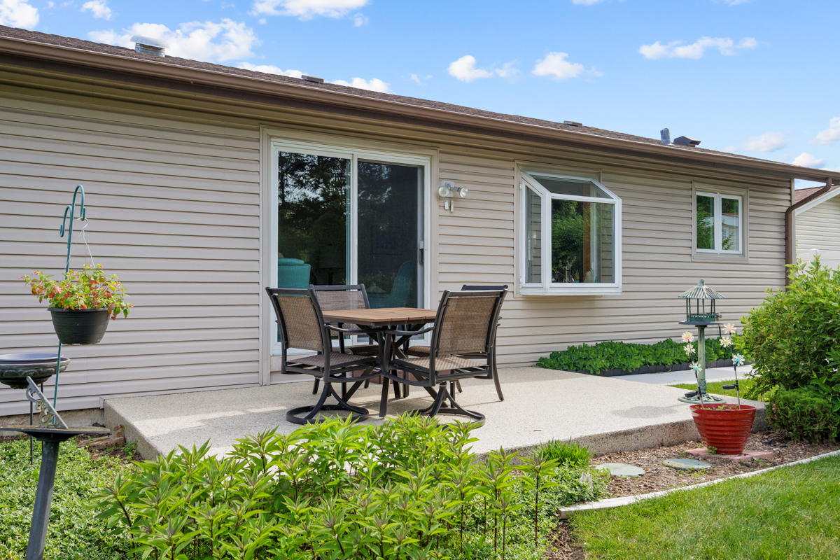 230 Yarmouth Road Elk Grove Village, IL 60007 - Photo 22 of 25