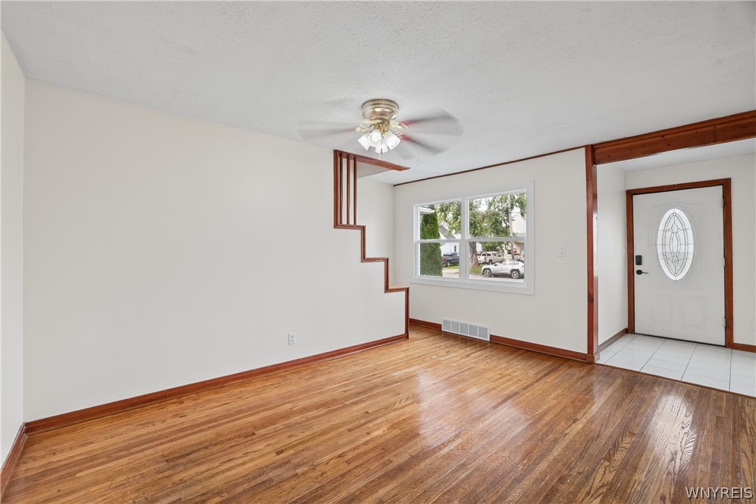 2635 Porter Road Niagara Falls, NY 14305 - Photo 5 of 28 Gallery Image 5