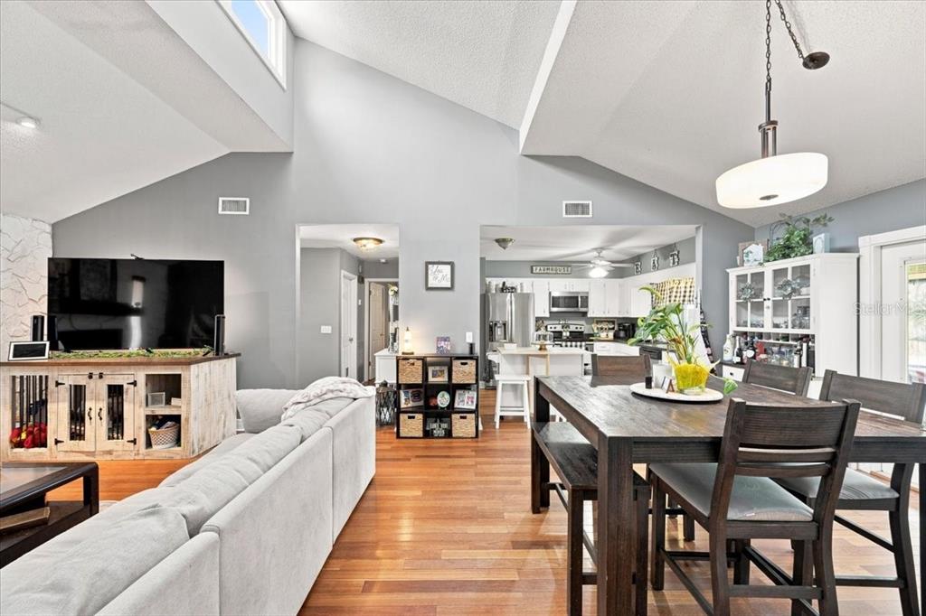 4475 Old Colony Road Mulberry, FL 33860 - Photo 12 of 34 Gallery Image 12