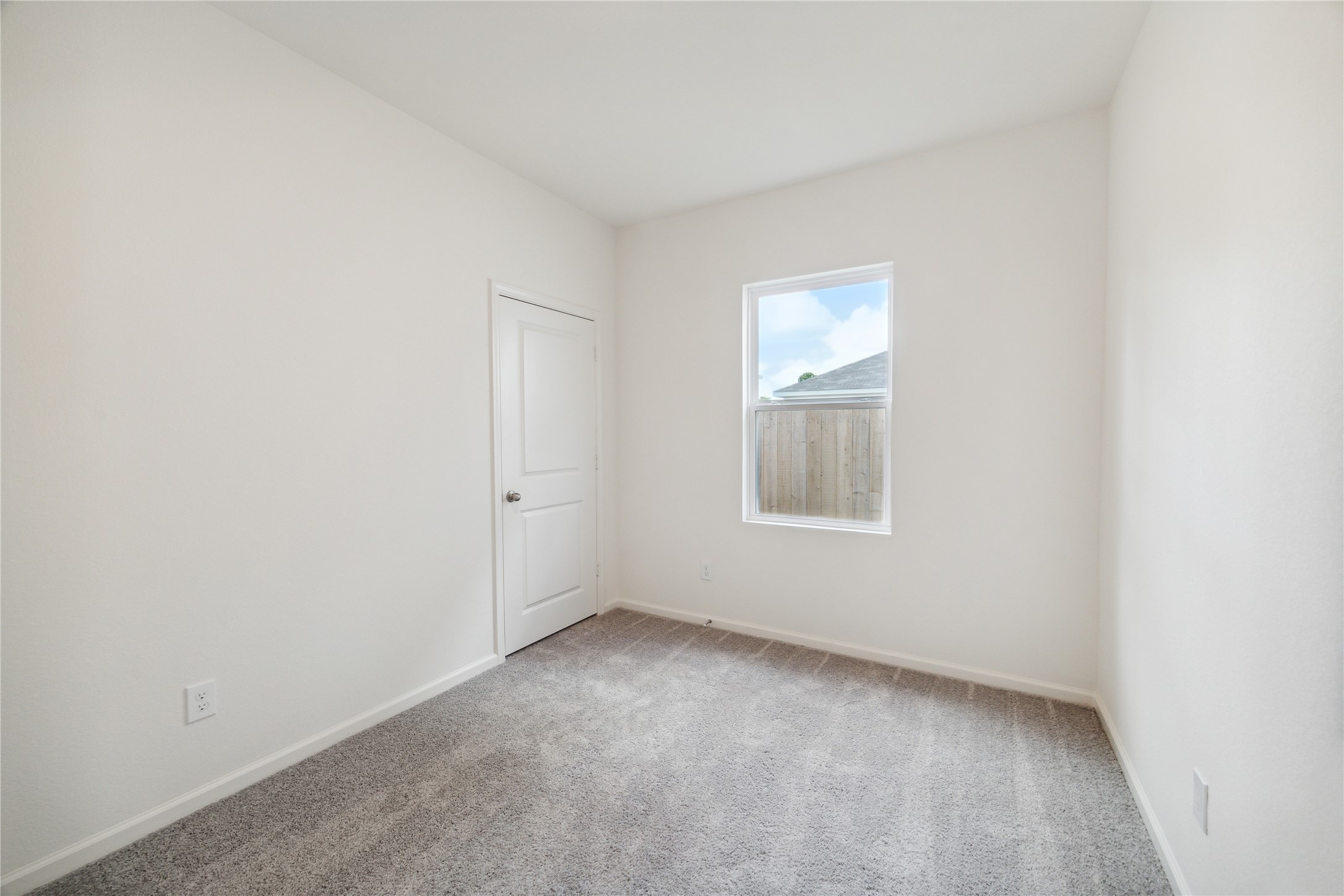 10035 Tiger Flower Lane Houston, TX 77016 - Photo 6 of 10