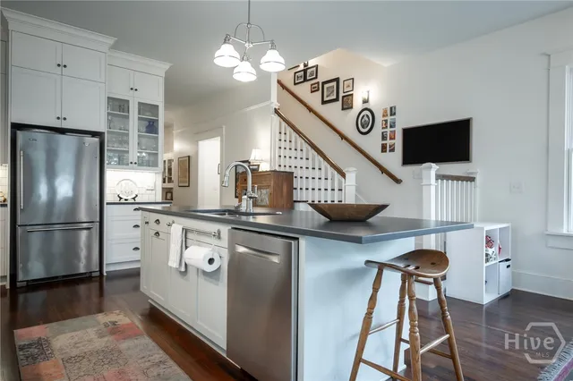 $4,300 | 290 Milledge Circle, Athens, GA 30606