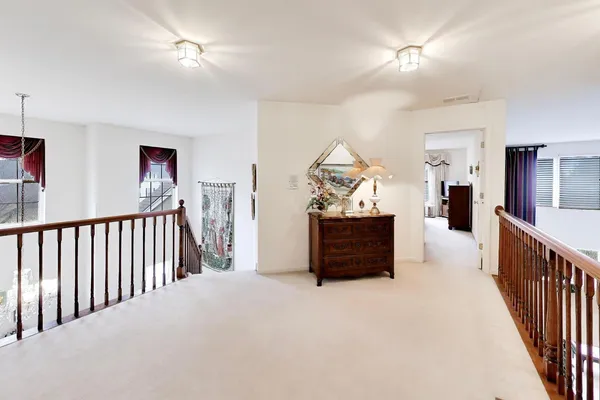 a view of livingroom with furniture