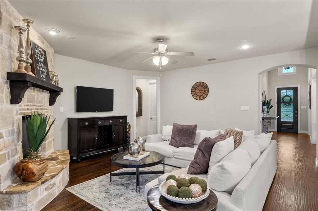 13777 Fieldcrest Road Frisco, TX 75035 - Photo 11 of 40