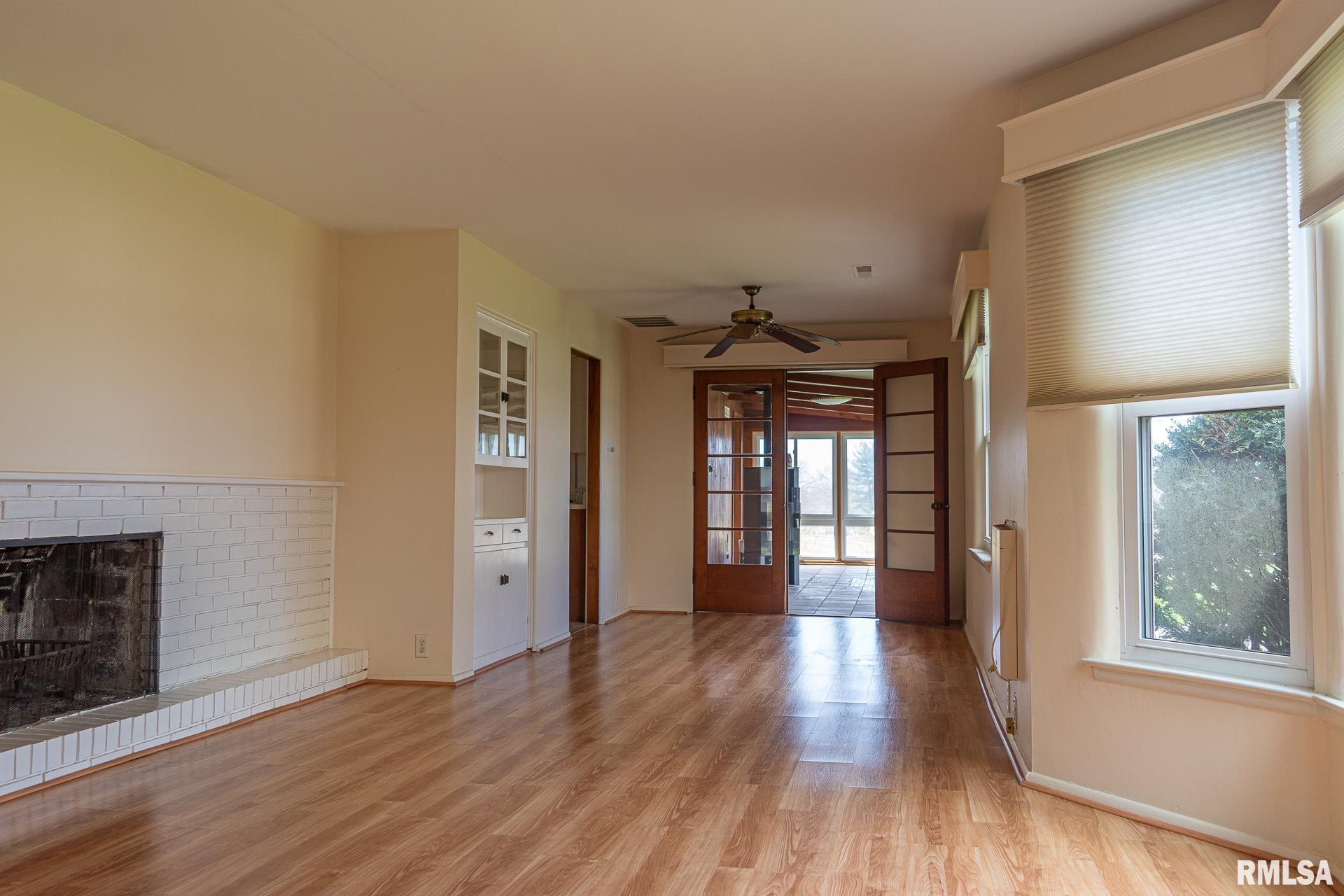 1424 Westview Drive Macomb, IL 61455 - Photo 4 of 26