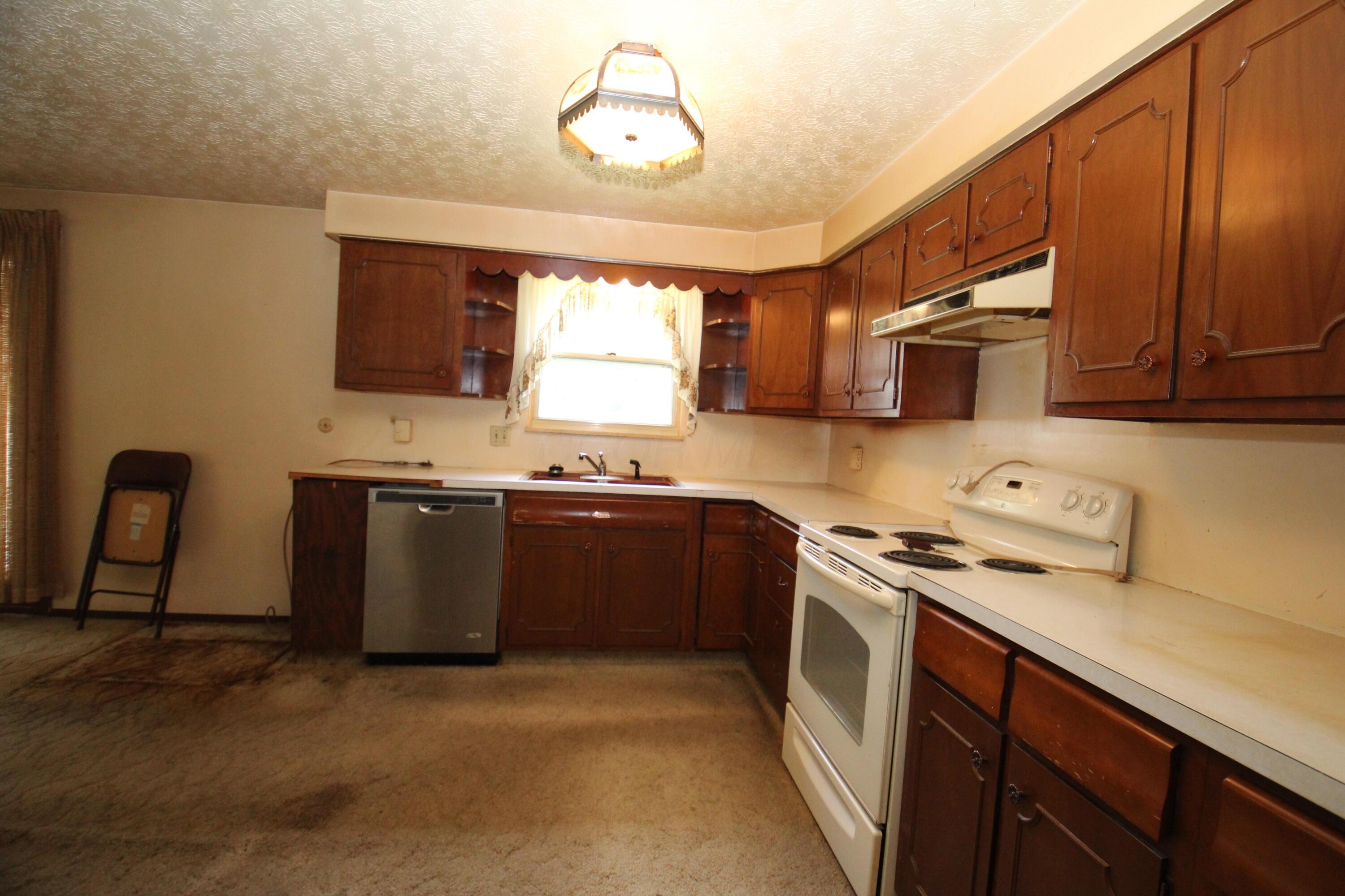 5726 Refugee Road Baltimore, OH 43105 - Photo 15 of 29 IMG_7233