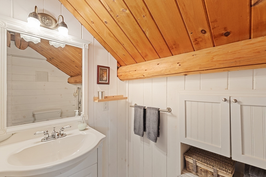 62 Pierce Road West Brookfield, MA 01585 - Photo 26 of 42 Gallery Image 26