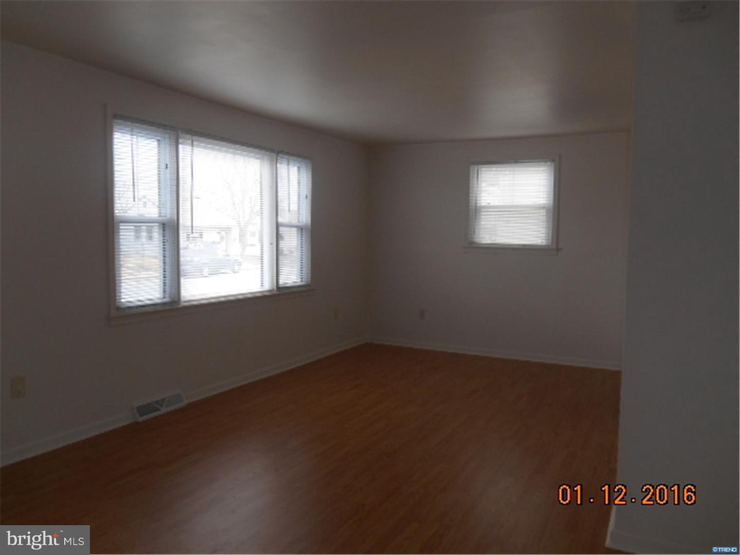 6 Louise Road New Castle, DE 19720 - Photo 3 of 15 Gallery Image 3