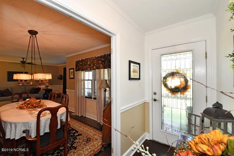 388 Comfort Road Richlands, NC 28574 - Photo 16 of 106 388 COMFORT RD (19)