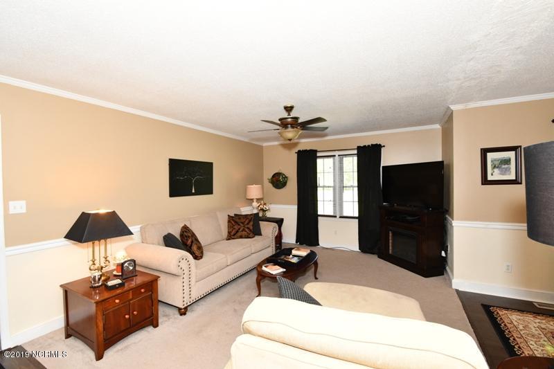 388 Comfort Road Richlands, NC 28574 - Photo 30 of 106 388 COMFORT RD (33)