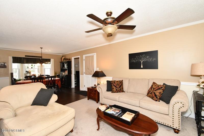 388 Comfort Road Richlands, NC 28574 - Photo 35 of 106 388 COMFORT RD (38)