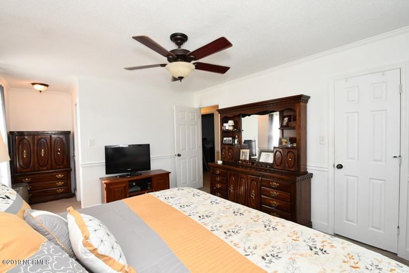 388 Comfort Road Richlands, NC 28574 - Photo 53 of 106 388 COMFORT RD (56)