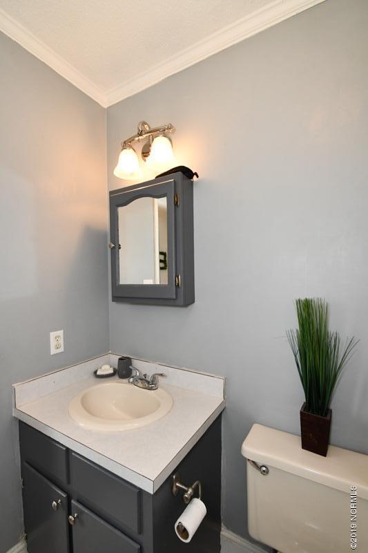388 Comfort Road Richlands, NC 28574 - Photo 58 of 106 388 COMFORT RD (61)
