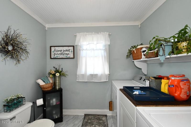 388 Comfort Road Richlands, NC 28574 - Photo 64 of 106 388 COMFORT RD (67)