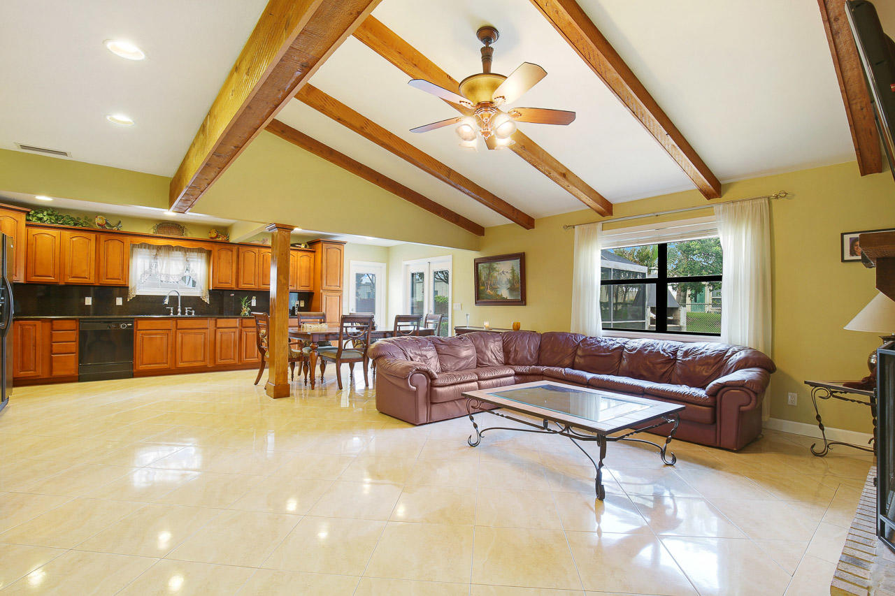 709 Weldwood Road Jupiter, FL 33458 - Photo 5 of 20 709 Weldwood Rd Jupiter FL-print-005-8-F
