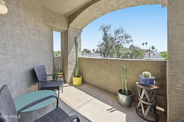 $365,000 | 5303 North 7th Street, Unit 220, Phoenix, AZ 85014