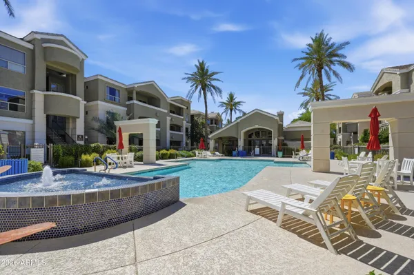 $365,000 | 5303 North 7th Street, Unit 220, Phoenix, AZ 85014