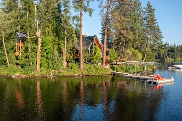 $2,299,000 | 143 Viewpoint Road, Newport, WA 99156