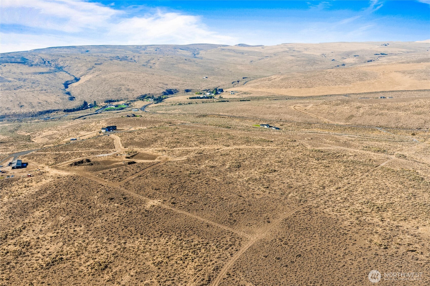 4840 Road 16.9 Northwest Ephrata, WA 98823 - Photo 8 of 22 a view of an ocean beach