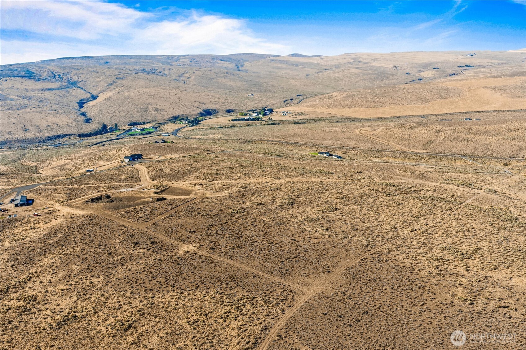 4840 Road 16.9 Northwest Ephrata, WA 98823 - Photo 9 of 22 a view of an ocean beach