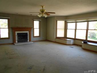 8752 Gall Road Edwardsville, IL 62025 - Photo 7 of 21 Gallery Image 7