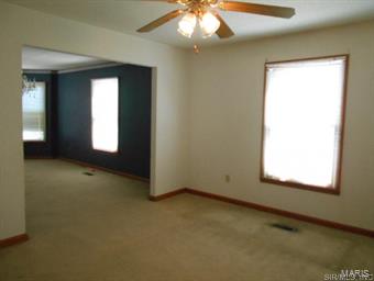 8752 Gall Road Edwardsville, IL 62025 - Photo 10 of 21 Gallery Image 10