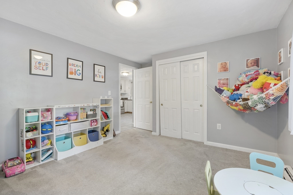 85 Old Elmdale Road Uxbridge, MA 01569 - Photo 16 of 42
