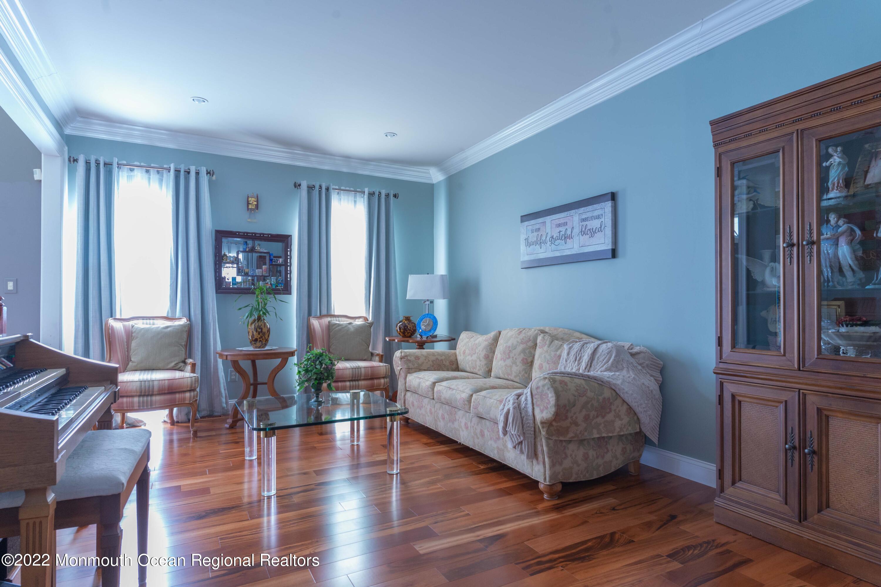 40 Timberline Road Bayville, NJ 08721 - Photo 8 of 27 DSC02043edit1