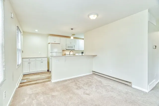 $189,900 | 23 Acorn Lane, Perinton, NY 14450