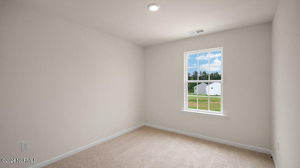 303 Galvin Rdg Run Sanford, NC 27330 - Photo 29 of 40 303-galvins-ridge-026