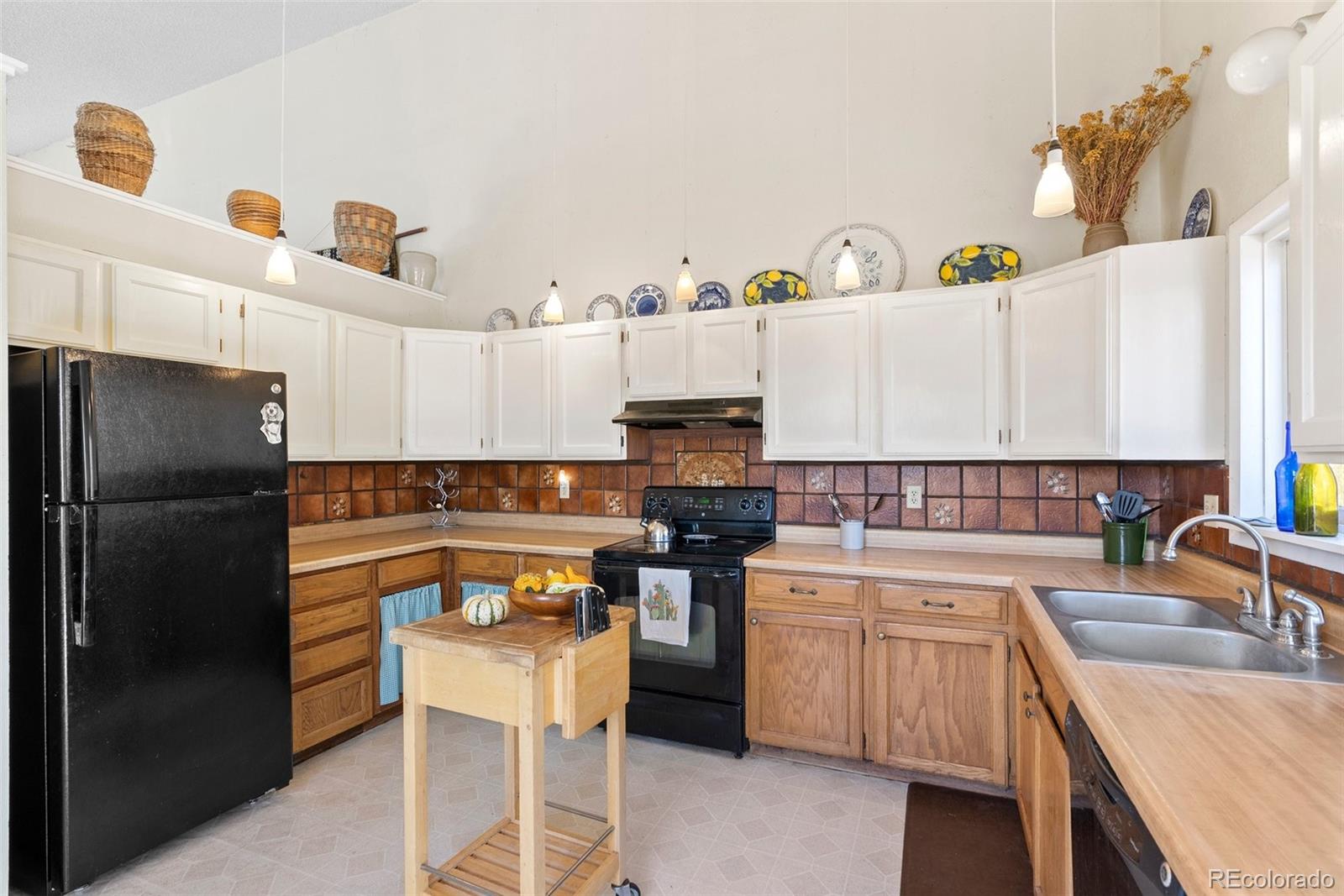 7725 Matterhorn Road Evergreen, CO 80439 - Photo 13 of 36 Gallery Image 13