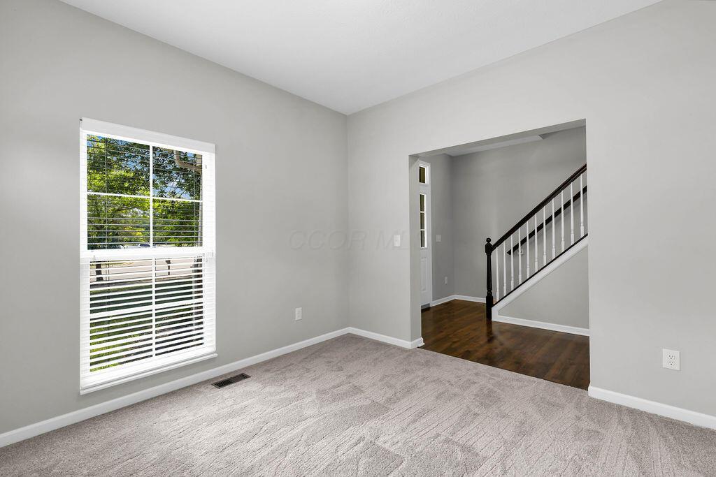7035 Coffman Road Dublin, OH 43017 - Photo 7 of 42