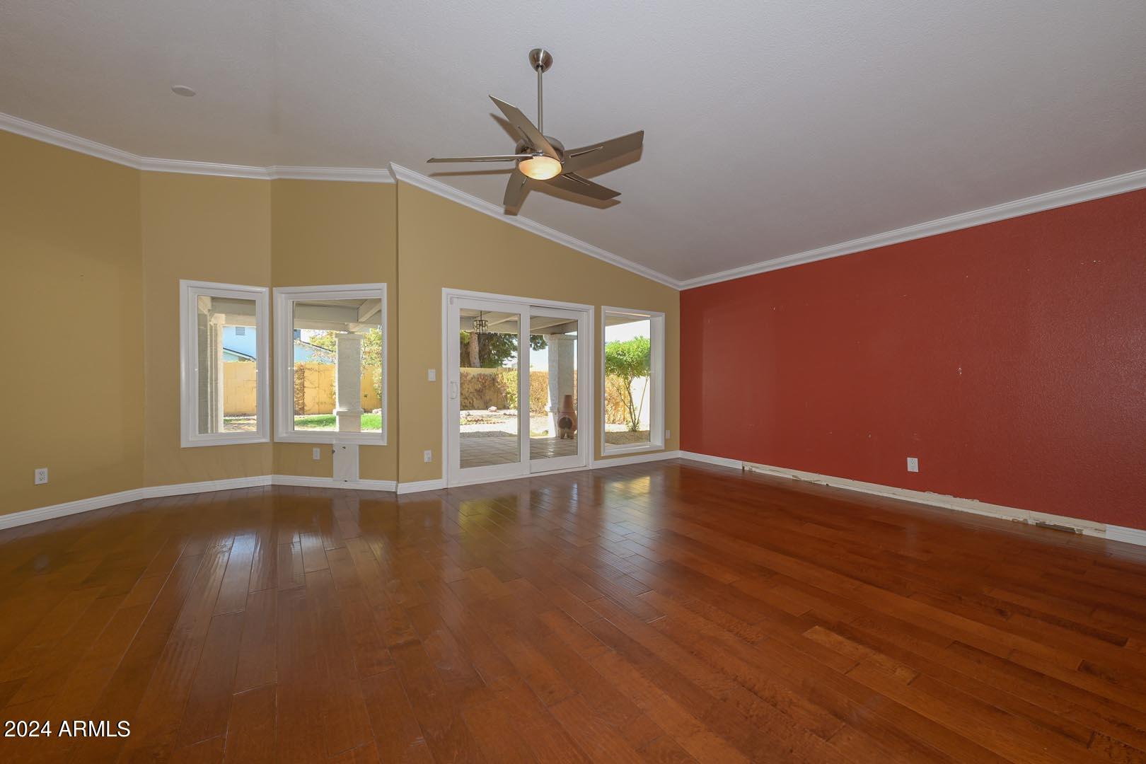 613 West Grandview Road Phoenix, AZ 85023 - Photo 17 of 47 Great Room2