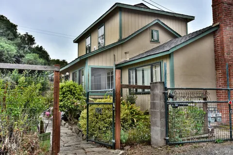 $1,200,000 | 704 Bloomfield Road, Sebastopol, CA 95472