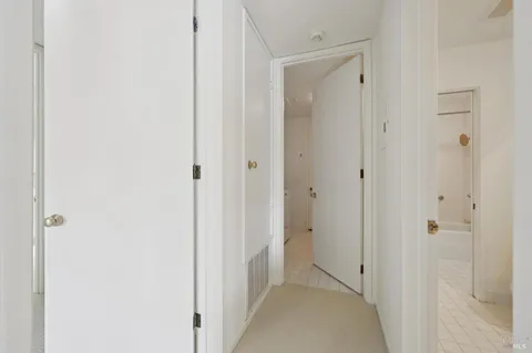 $2,700,000 | 24 Lagoon Vista Road, Tiburon, CA 94920