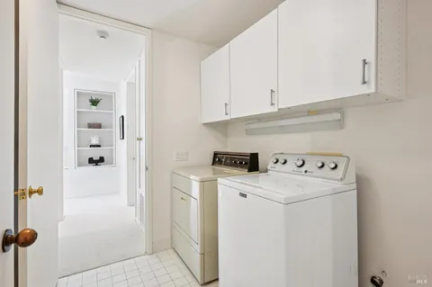 $2,700,000 | 24 Lagoon Vista Road, Tiburon, CA 94920