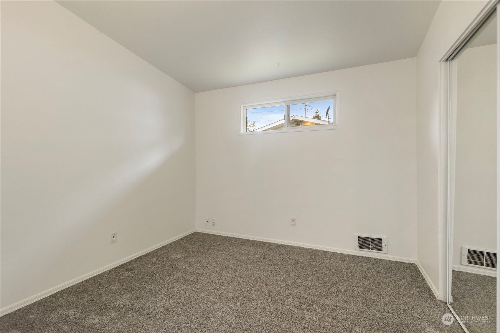 629 Monroe Street Monroe, WA 98272 - Photo 28 of 38 a view of an empty room
