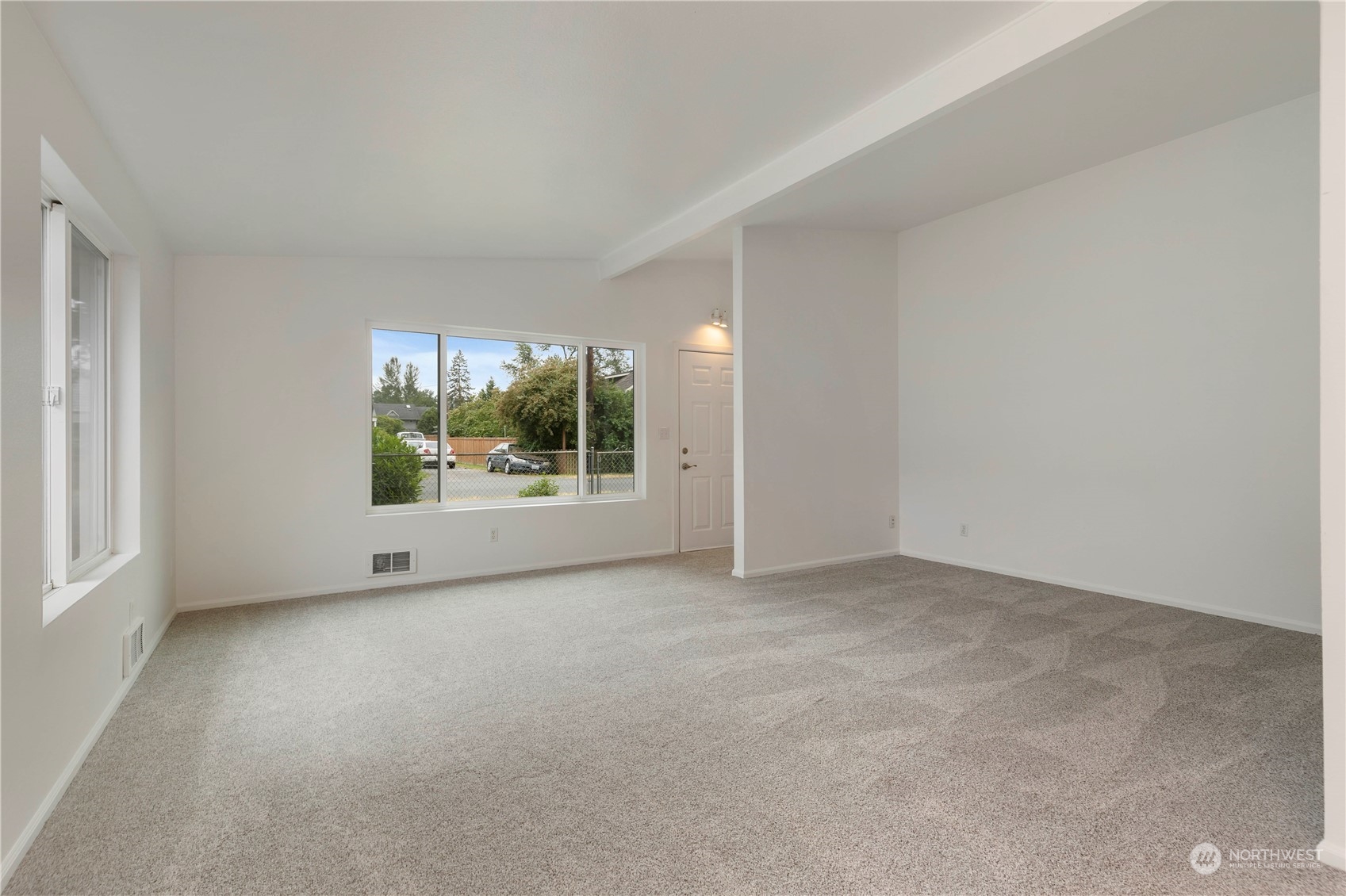 629 Monroe Street Monroe, WA 98272 - Photo 6 of 38 an empty room with windows and view