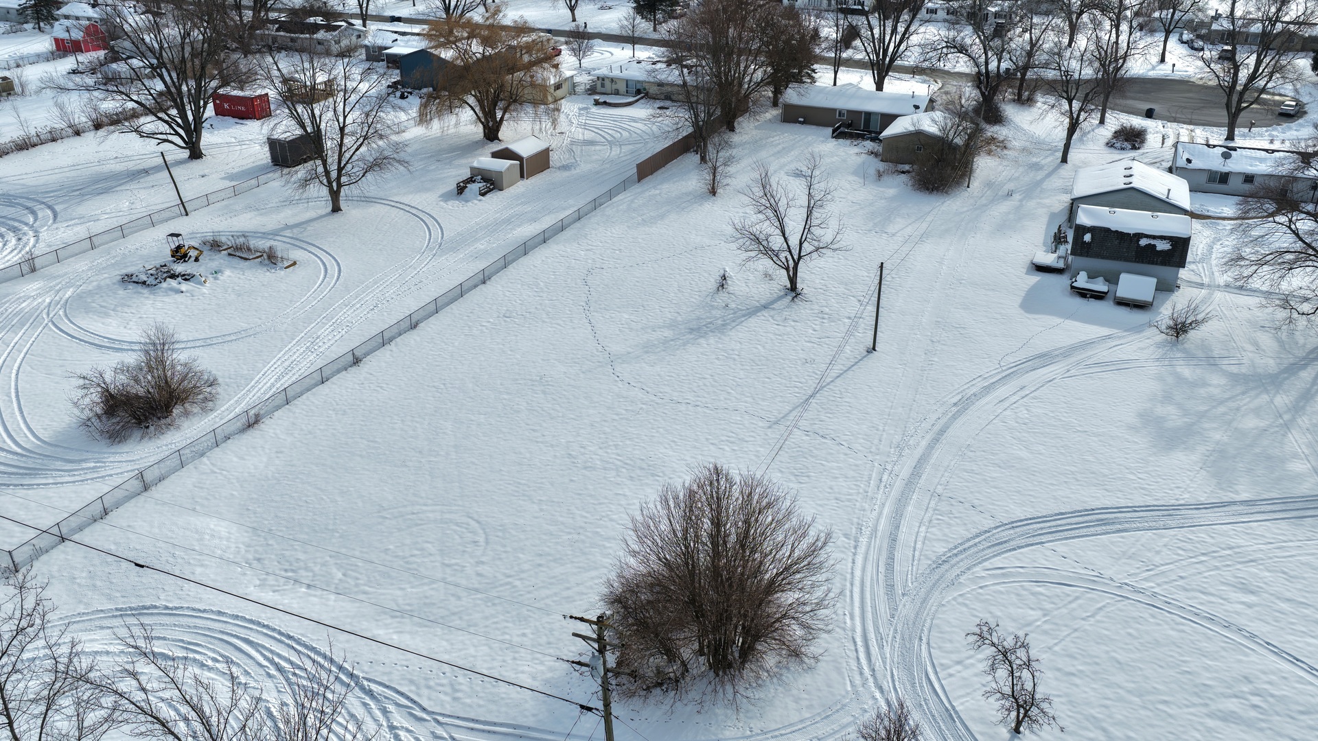946 West Arlington Lane Crete, IL 60417 - Photo 25 of 27 a bathroom with a sink mirror and vanity