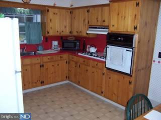 41 Sunset Avenue Ewing, NJ 08628 - Photo 2 of 6