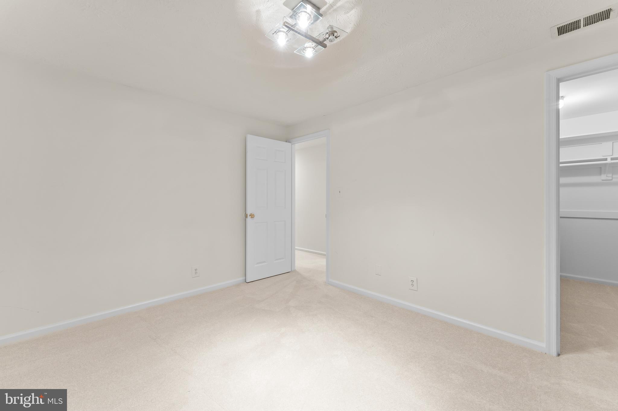7986 Northumberland Road Springfield, VA 22153 - Photo 34 of 46 Gallery Image 34