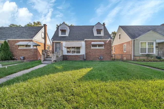$139,900 | 1481 Lincoln Avenue, Calumet City, IL 60409