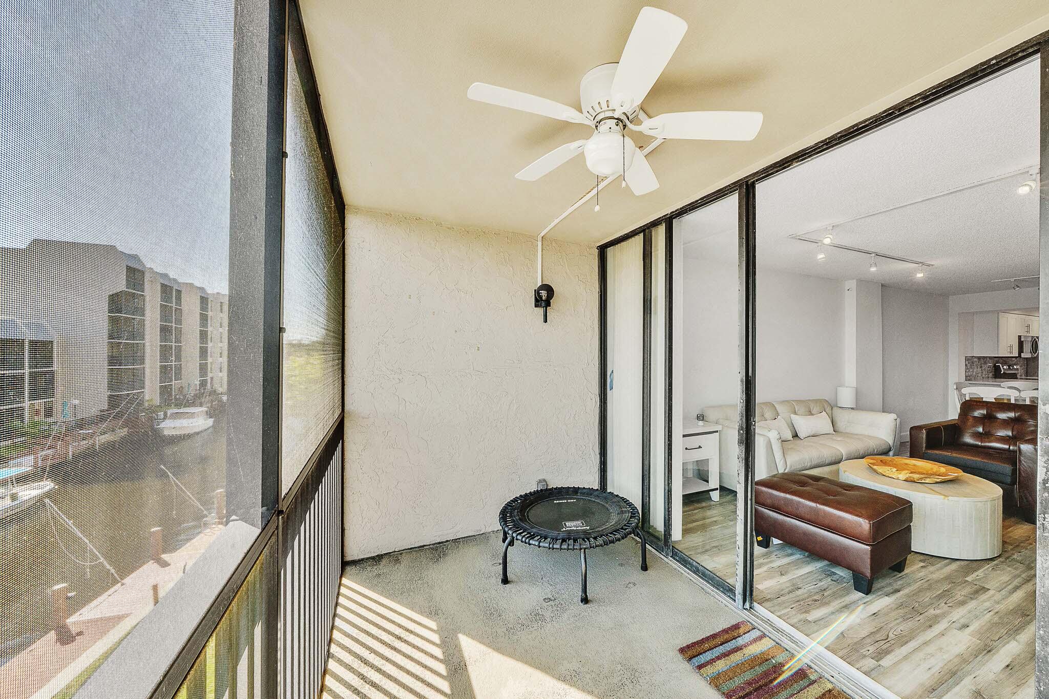 17 Royal Palm Way, Unit 3010 Boca Raton, FL 33432 - Photo 42 of 57 8 Balcony (6)