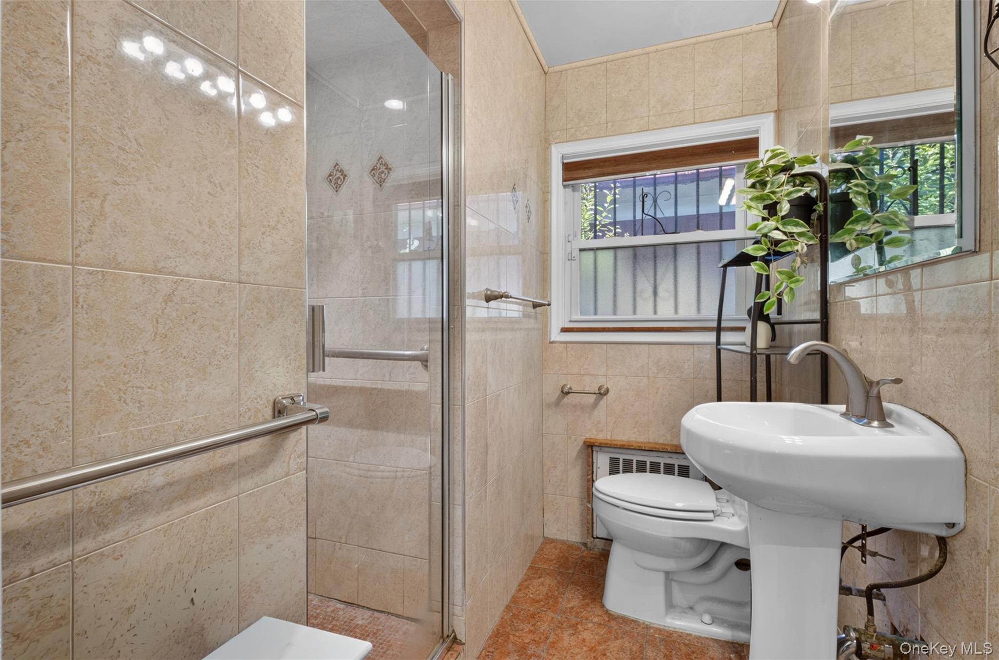 218-21 Stewart Road Queens, NY 11427 - Photo 13 of 19
