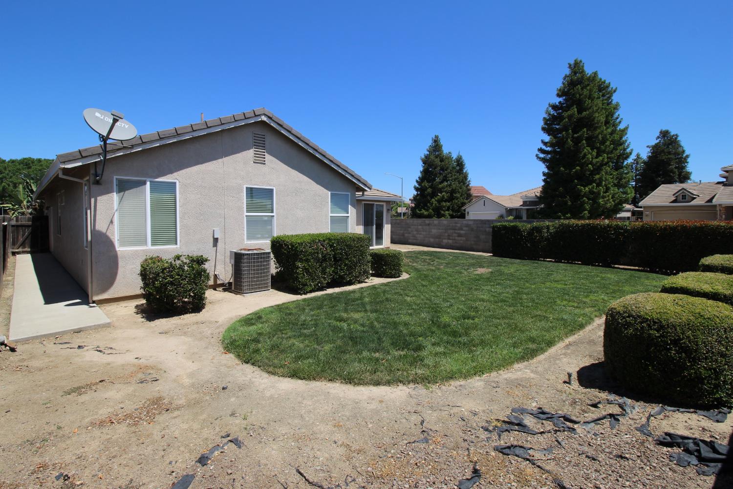 1014 Mango Avenue Madera, CA 93637 - Photo 19 of 19